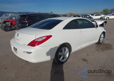 2008 Toyota Camry Solara Sle V6 z USA, uszkodzony, nr VIN 4T1CA30P08U154572